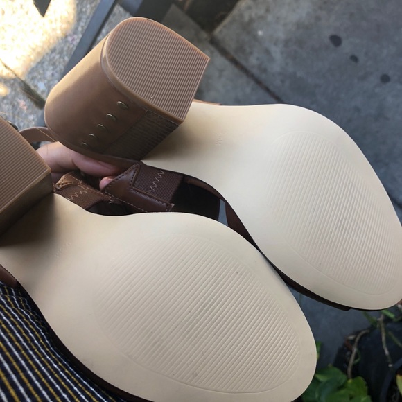 ❌SOLD❌ NEW Block Heels - Picture 6 of 7